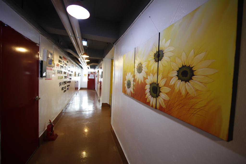 Bluefish Guesthouse ปูซาน ภายนอก รูปภาพ