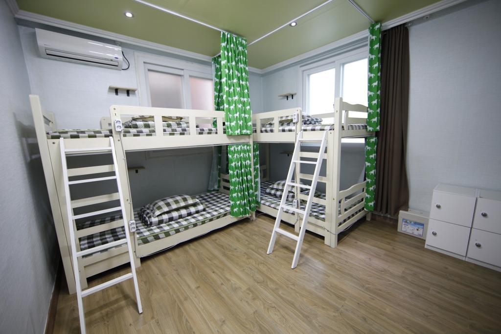 Bluefish Guesthouse ปูซาน ห้อง รูปภาพ