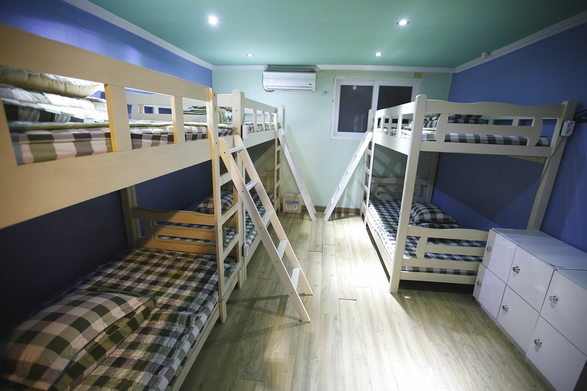 Bluefish Guesthouse ปูซาน ภายนอก รูปภาพ
